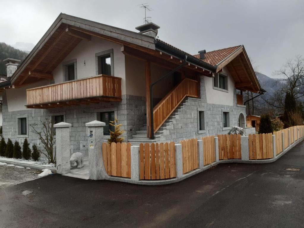 بينْسولُ B&B Casa Il Sasso المظهر الخارجي الصورة